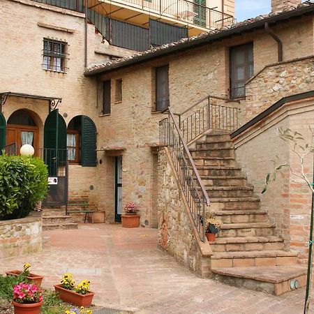 Il Pozzo Di Sant'Andrea Bed & Breakfast Siena Luaran gambar