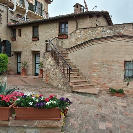 Il Pozzo Di Sant'Andrea Bed & Breakfast Siena Luaran gambar