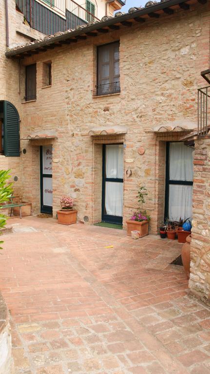 Il Pozzo Di Sant'Andrea Bed & Breakfast Siena Luaran gambar