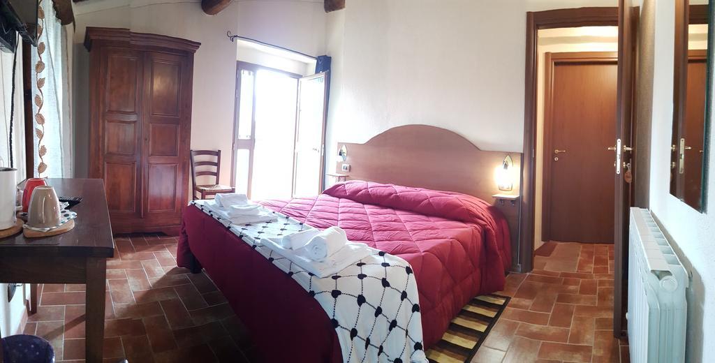 Il Pozzo Di Sant'Andrea Bed & Breakfast Siena Luaran gambar