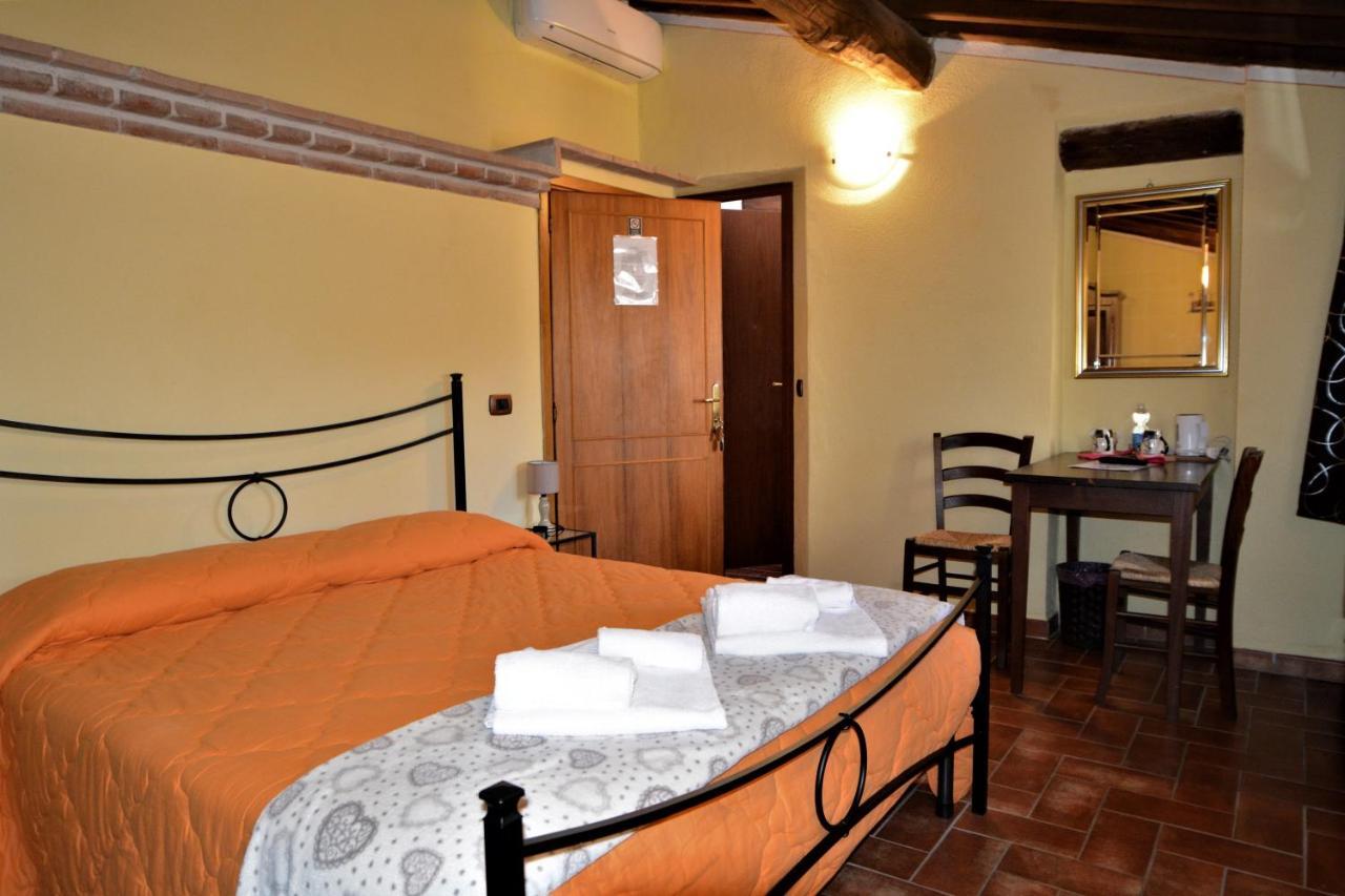 Il Pozzo Di Sant'Andrea Bed & Breakfast Siena Luaran gambar